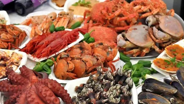 Galicia en verano: turismo y gastronomía, una combinación que cautiva a los viajeros exigentes