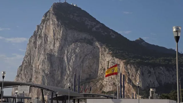 Sector pesquero pide diálogo entre España y Gibraltar para resolver el conflicto sobre las aguas del Estrecho
