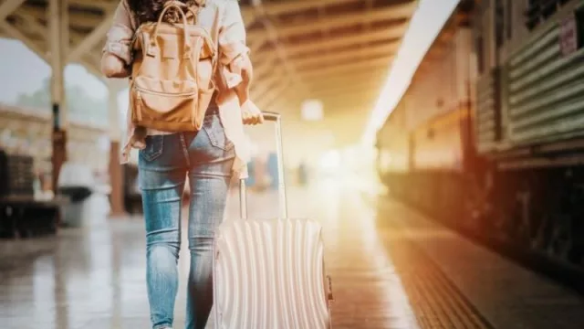 Un permiso crucial para viajar tranquilo mientras tienes tu residencia o estancia en trámite