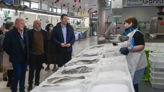 Alfonso Villares resalta los beneficios para la salud del consumo de pescado y destaca la dieta atlántica como parte de la identidad gallega