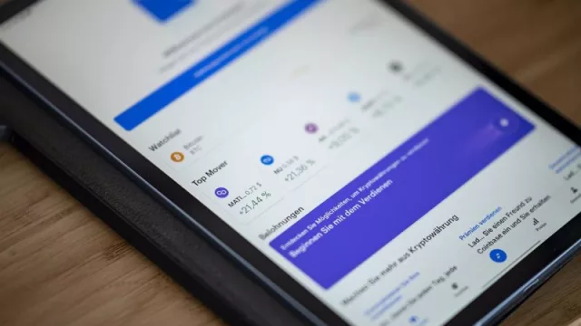 Coinbase supera por primera vez en 2 años el precio de su salida a Bolsa gracias a la fiebre del bitcoin