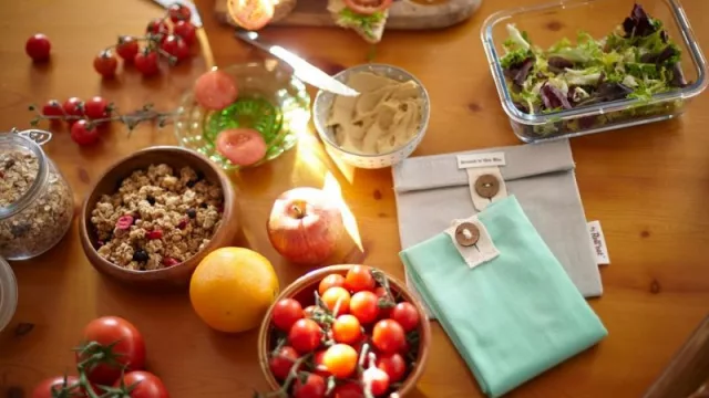 El 60% del desperdicio mundial de alimentos procede de los hogares: así es como debes guardar las frutas y verduras correctamente