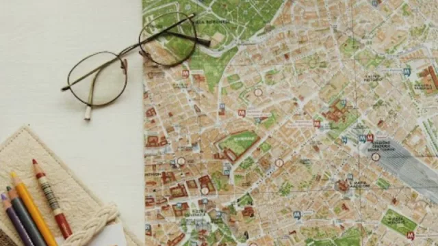 A la salud ocular también hay que cuidarla en viajes y vacaciones (recomendaciones de los expertos de Óptica & Audiología Universitaria para no ponerla en riesgo)