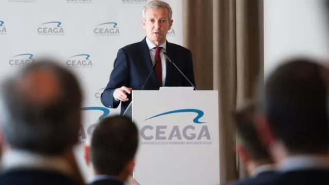 Rueda compromete el apoyo del Gobierno gallego al sector de la automoción (con el fin de seguir aumentando su competitividad y crear empleo)