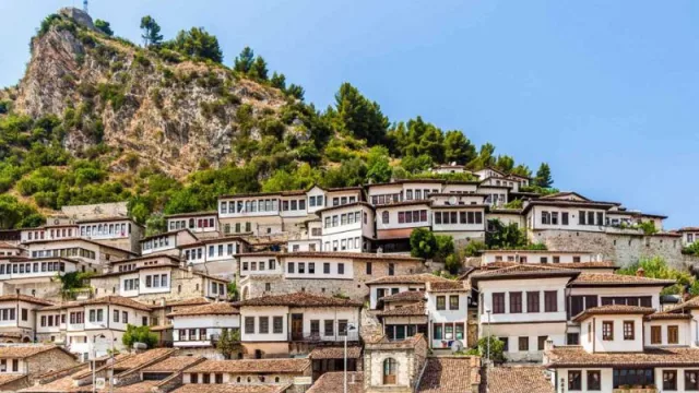 Soltour enlaza Galicia con las Maravillas de Albania este verano (una operativa exclusiva desde A Coruña y otras 14 ciudades españolas más)