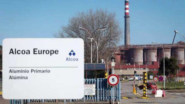 Alcoa avisa que el éxito de venta en San Cibrao "depende del Gobierno y la flexibilidad de sindicatos" (e insiste en que "el negocio sigue siendo inviable" en la planta de A Mariña)