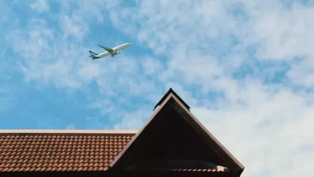 Inmigración en España: un problema que ejerce “presión adicional” y dispara los precios del mercado de la vivienda