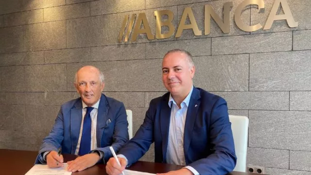 Abanca renueva su compromiso con la Fundación Oso de Asturias