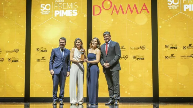 Domma, premiada por su misión de desestigmatizar la menopausia