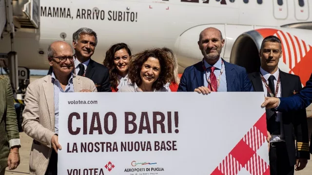 Volotea inaugura su base número 21 en el aeropuerto de Bari (Italia)