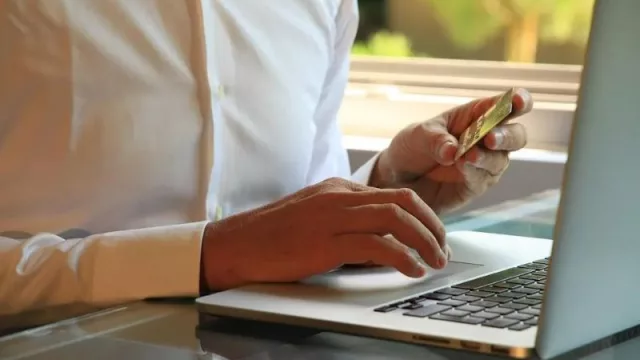 Barómetro ecommerce: el 75% de los consumidores consultan las opiniones online antes de comprar