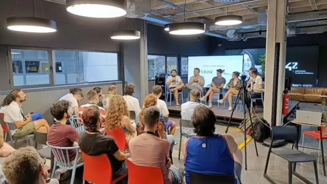 Revolución laboral: aumenta el éxodo de profesionales de diversos cambios hacia el sector IT en busca de nuevas oportunidades