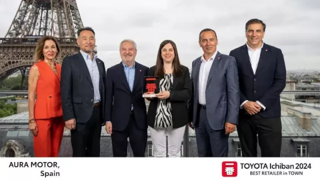 Toyota distingue a sus mejores concesionarios europeos por ofrecer una excepcional experiencia a los clientes