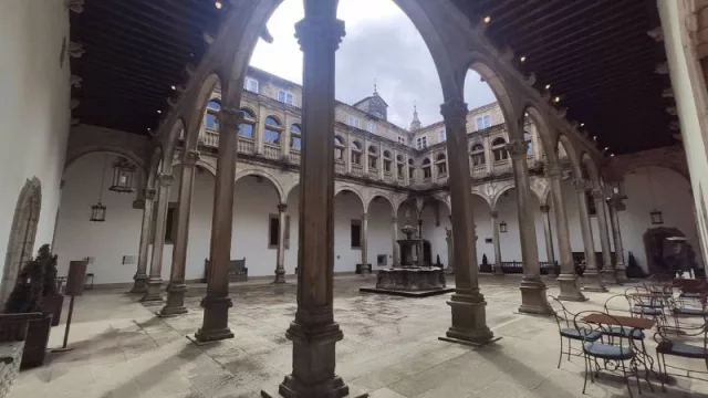 Turespaña adjudica las obras en los paradores de Santiago, Úbeda, La Granja, Ronda y Lorca por 14 millones