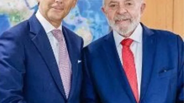 Álvarez-Pallete traslada a Lula el compromiso de Telefónica con Brasil