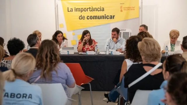 La multinacional Aktrion inaugura en Almussafes su primer centro tecnológico de movilidad en España