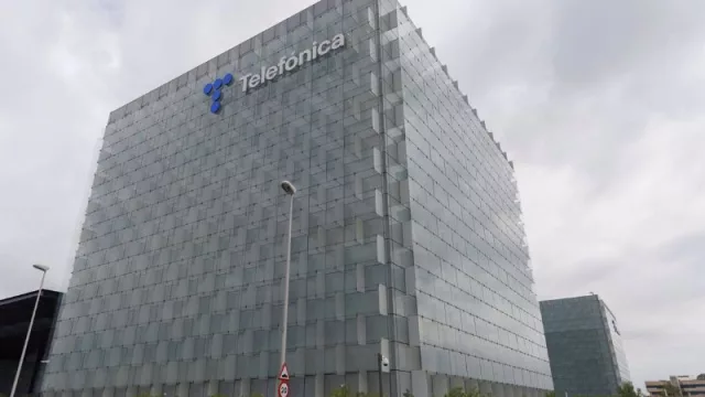 Telefónica gana 989 millones hasta septiembre, un 21,7% menos, y confirma previsiones y dividendo de 2024