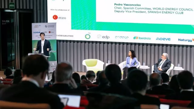 Moeve comparte la ambición de avanzar en una transición energética justa y dice que hay que actuar "ahora"