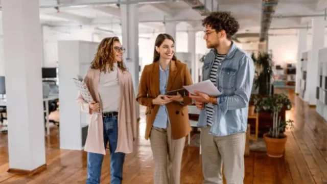 Más del 70% de los jóvenes creen que les llevará hasta un año encontrar empleo al enfrentarse al mercado laboral