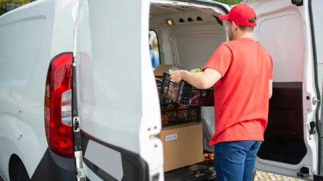El delivery sostenible es una realidad: menos emisiones y tráfico gracias a las entregas colaborativas