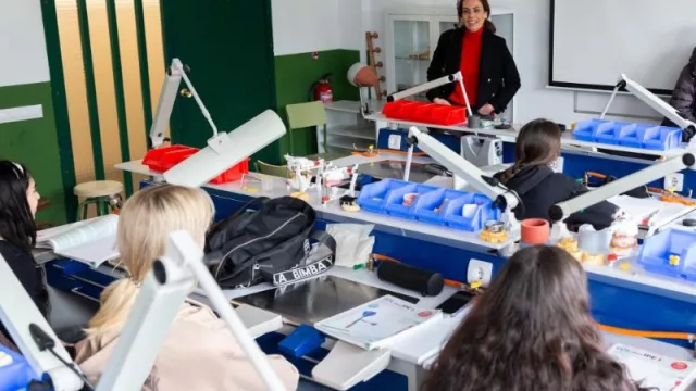 La Xunta acercará a 80 centros de Secundaria de toda la comunidad la ampliación de la convocatoria del programa 'Que no te líen, tú eliges'