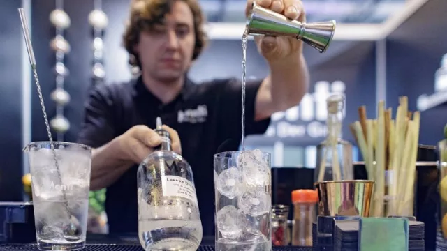 Las bebidas espirituosas, "hartas" de ser "rehenes" en las disputas comerciales tras nueva amenaza de Trump