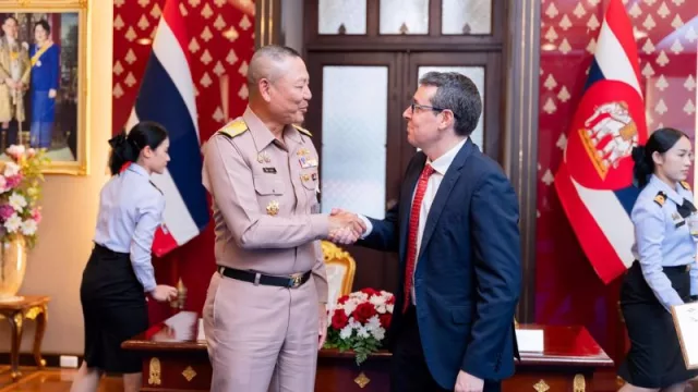 Navantia modernizará un buque anfibio de la Marina Tailandesa