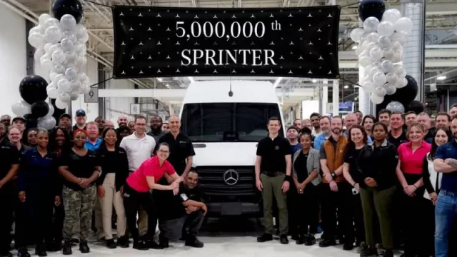 30 años, 5 millones de furgonetas Mercedes-Benz Sprinter: una historia de éxito mundial