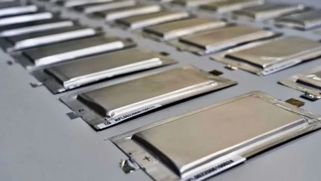 Las baterías de estado sólido se desplegarán a gran escala en 5 años permitiendo autonomía de hasta 1.000km y tiempo de carga inferior a 10 minutos