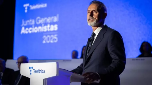 Telefónica gana 427 millones de euros hasta marzo con sus operaciones continuadas y confirma sus objetivos para el conjunto del año