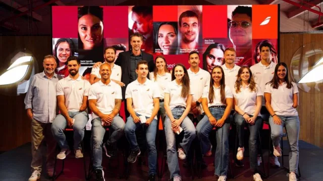 Iberia presenta su nuevo equipo Iberia Talento a Bordo con cuatro nuevos atletas olímpicos