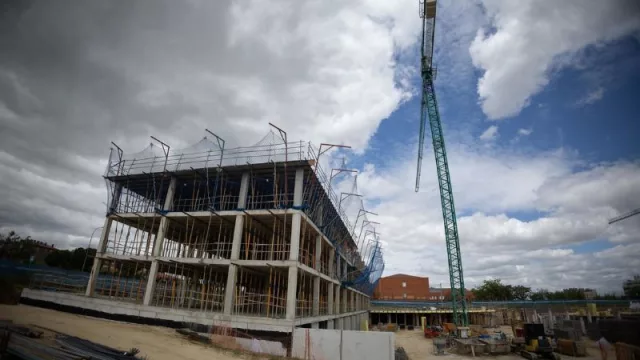 España superó por primera vez los 27 millones de viviendas en 2024 y hubo 455.280 nuevas sin vender