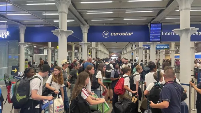 Un robo de cable en Francia provoca "importantes retrasos" en la conexión de Eurostar entre París y Londres