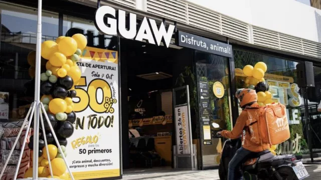 Just Eat y Guaw refuerzan su alianza al triplicar el número de tiendas disponibles en España
