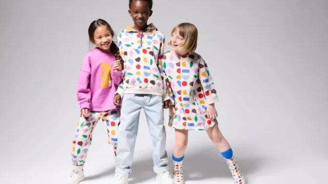 La vuelta al cole supone un gasto superior a 400 euros por hijo, destinando el 68% a la ropa