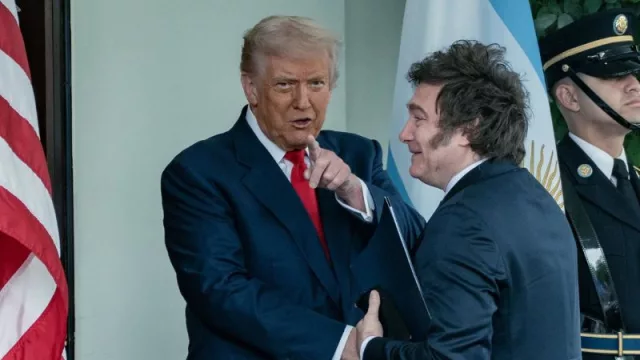 Un grupo de bancos de EEUU paralizan el paquete de 20.000 millones de dólares a Argentina