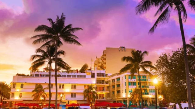 Miami, Orlando y las Vegas, las tres ciudades más divertidas de EEUU (ranking WalletHub 2025)
