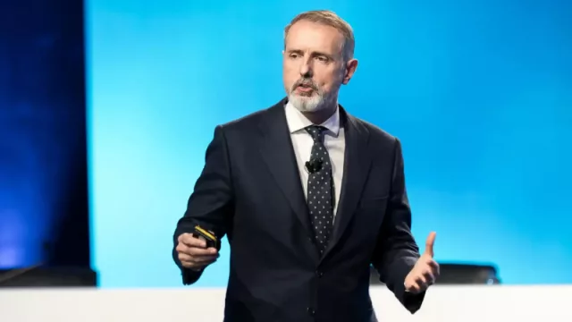 Telefónica pierde 4.318 millones en 2025 por ERE y Latinoamérica, pero eleva un 1,5% los ingresos