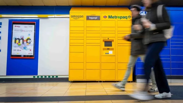 Pides en Amazon y lo recoges en el la línea 3 de Metro