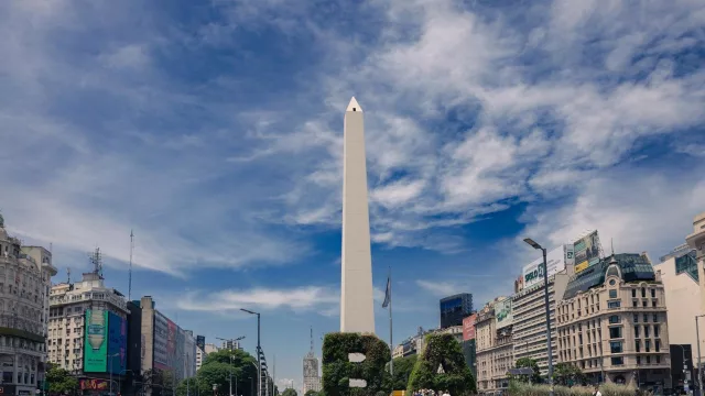 El PIB de Argentina crece un 0,6% en el cuarto trimestre, sin cambios, y cierra 2025 con una subida del 4,4%