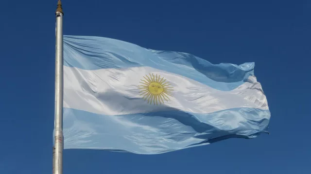 La actividad económica de Argentina se desplomó un 2,6% en febrero (su mayor caída desde finales de 2023)