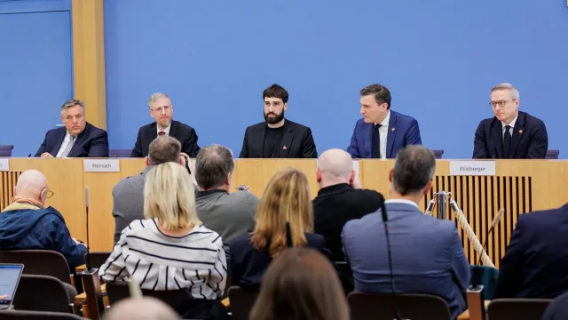 La empresa canadiense de IA Cohere adquiere la 'startup' alemana Aleph Alpha en un nuevo paso hacia Europa