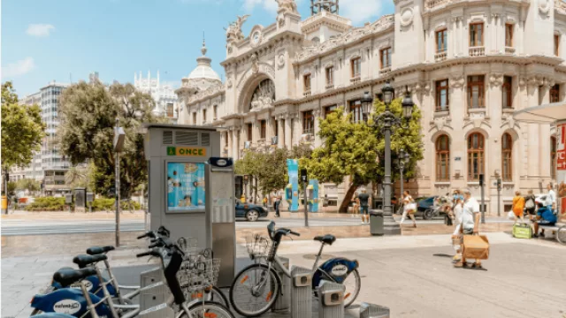 El turismo urbano se dispara: las capitales españolas cuelgan el cartel de "completo" para el 1 de mayo