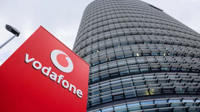 VOIS (Vodafone) plantea un ERE para el 20% de su plantilla en España, con hasta 180 despidos
