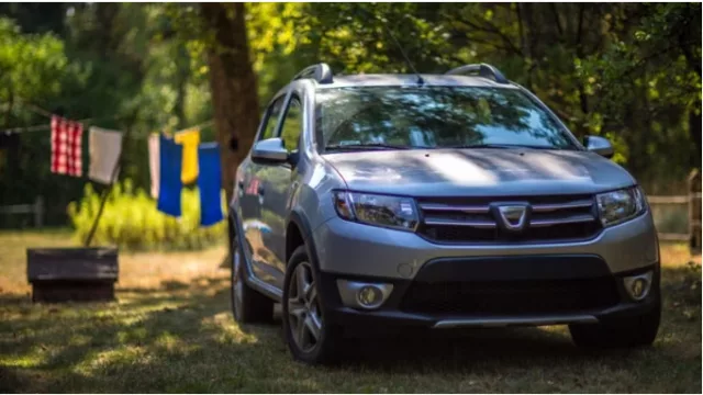 El Dacia Sandero lidera las ventas en España hasta septiembre (pero el Model 3 sorprende en septiembre)